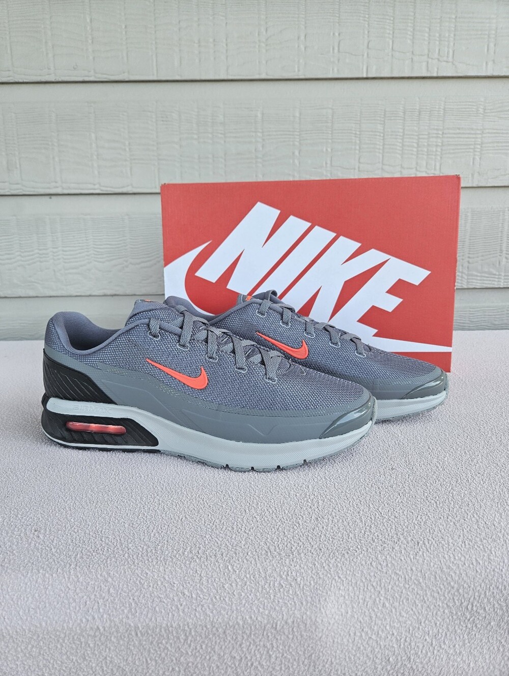 Nike Air Max BIA Running Shoes Men SZ 12 Smoke Grey Bright Crimson IF2624-002